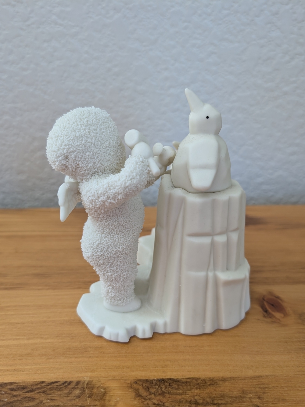 Dept 56 Snowbabies White Textured Angel Figurine with Bird on Tree Stump